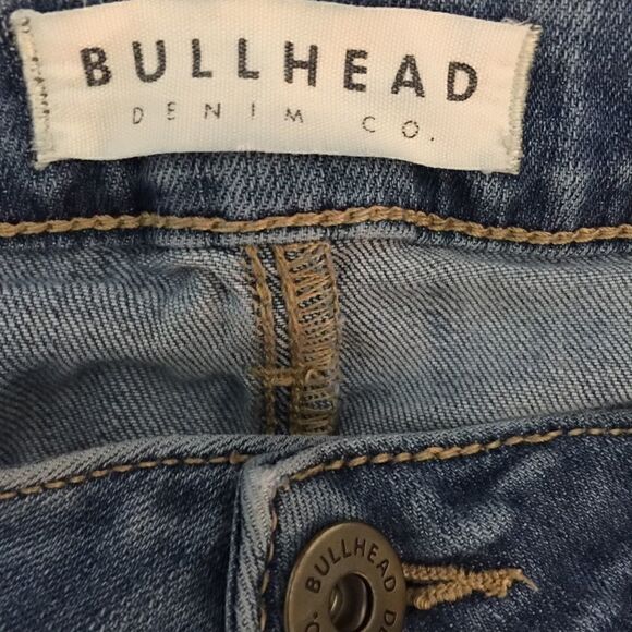 Bullhead Navy Embroidered back pocket skinny - Picture 5 of 6